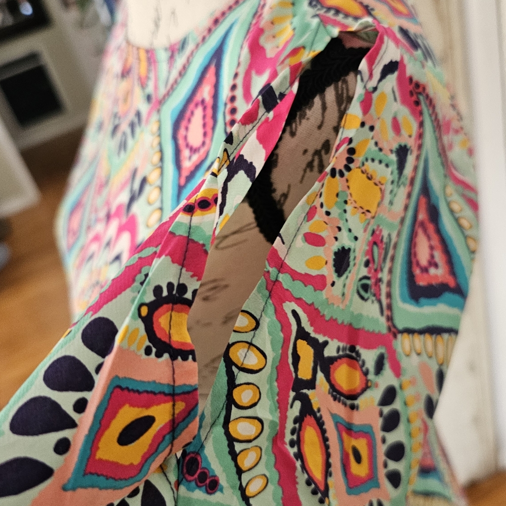 EUC Lilly Pulitzer Crown Jewels Silk Top, Size  M - Picture 3 of 4